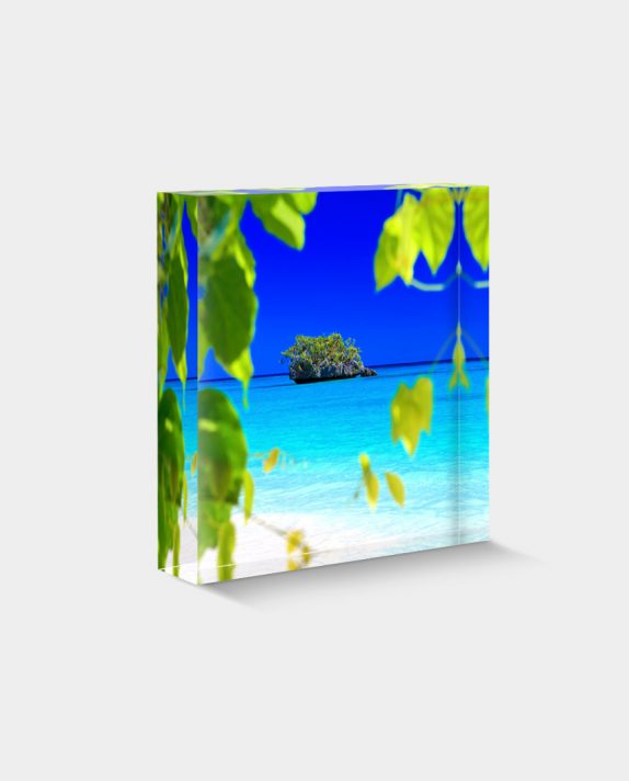 BLOC-DÉCO N°30 - Ilot “Conforama”, plage de Luengoni, Lifou